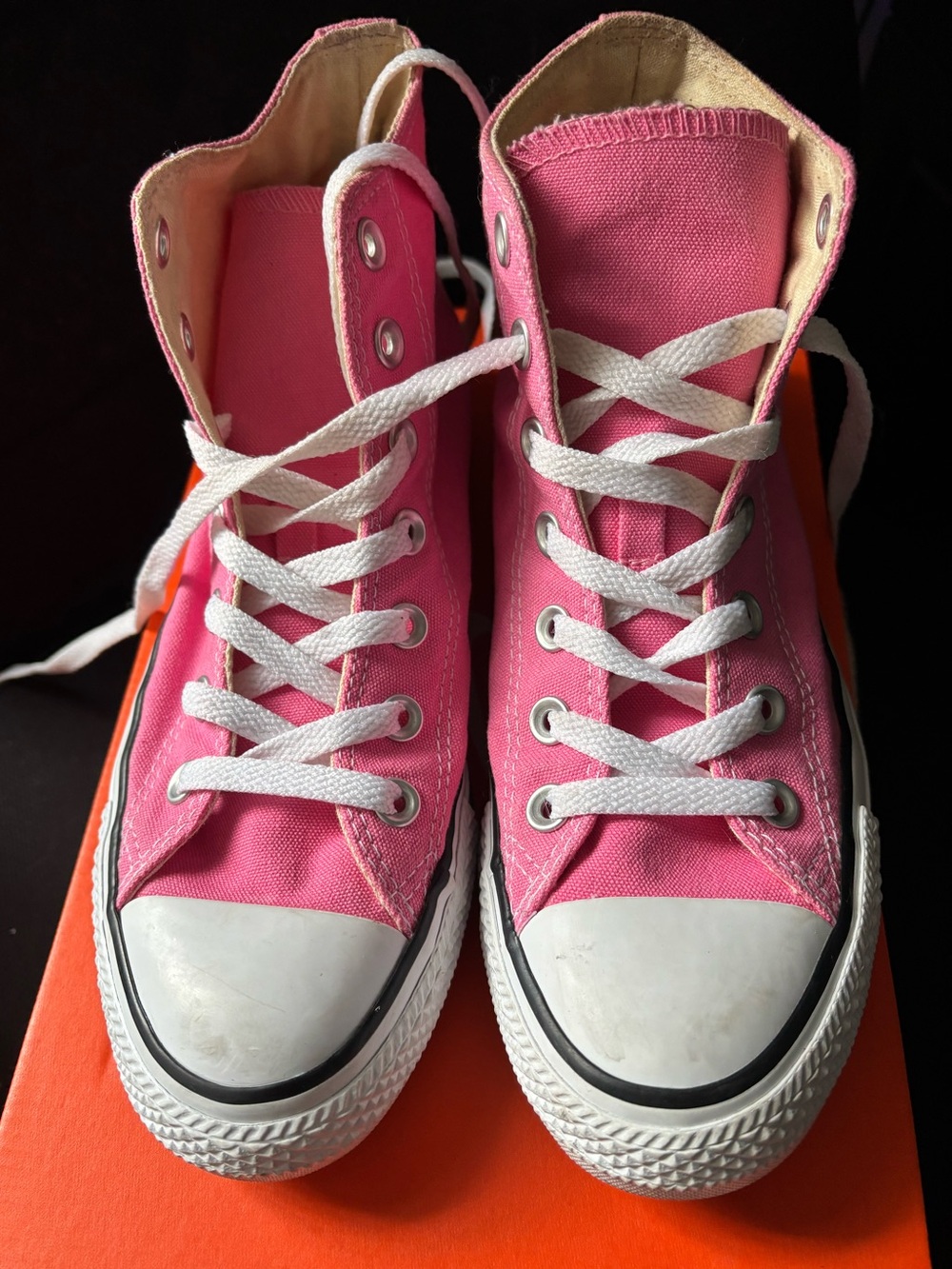 Converse Chuck Taylor Hightop All Star sneakers